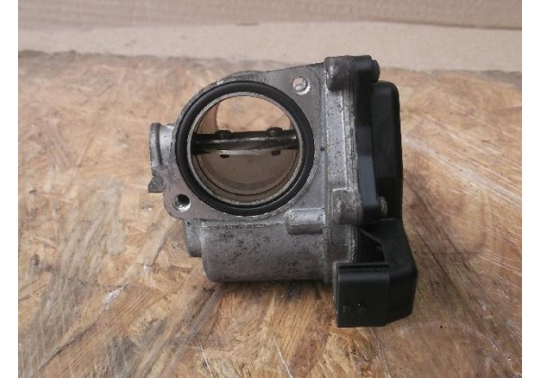 Дросельна заслінка Renault 1.5 dci, 8200614985, 161A05457R